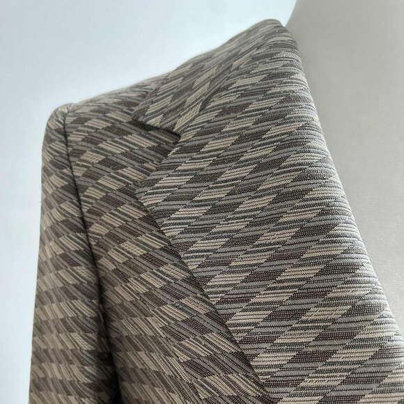 Giorgio Armani Taupe Geometric-Jacquard Linen Blend Blazer – IT 44 - US 8 - Picture 5 of 13
